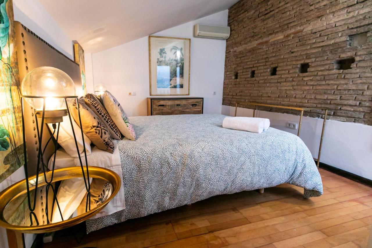 Apartamento 3 Dormitorios En Calle San Vicente. Sewilla Zewnętrze zdjęcie