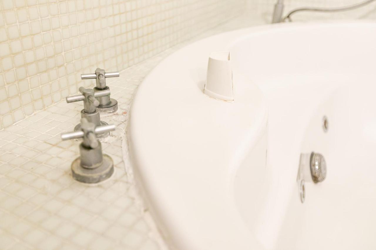 Apartamento 3 Dormitorios En Calle San Vicente. Sewilla Zewnętrze zdjęcie