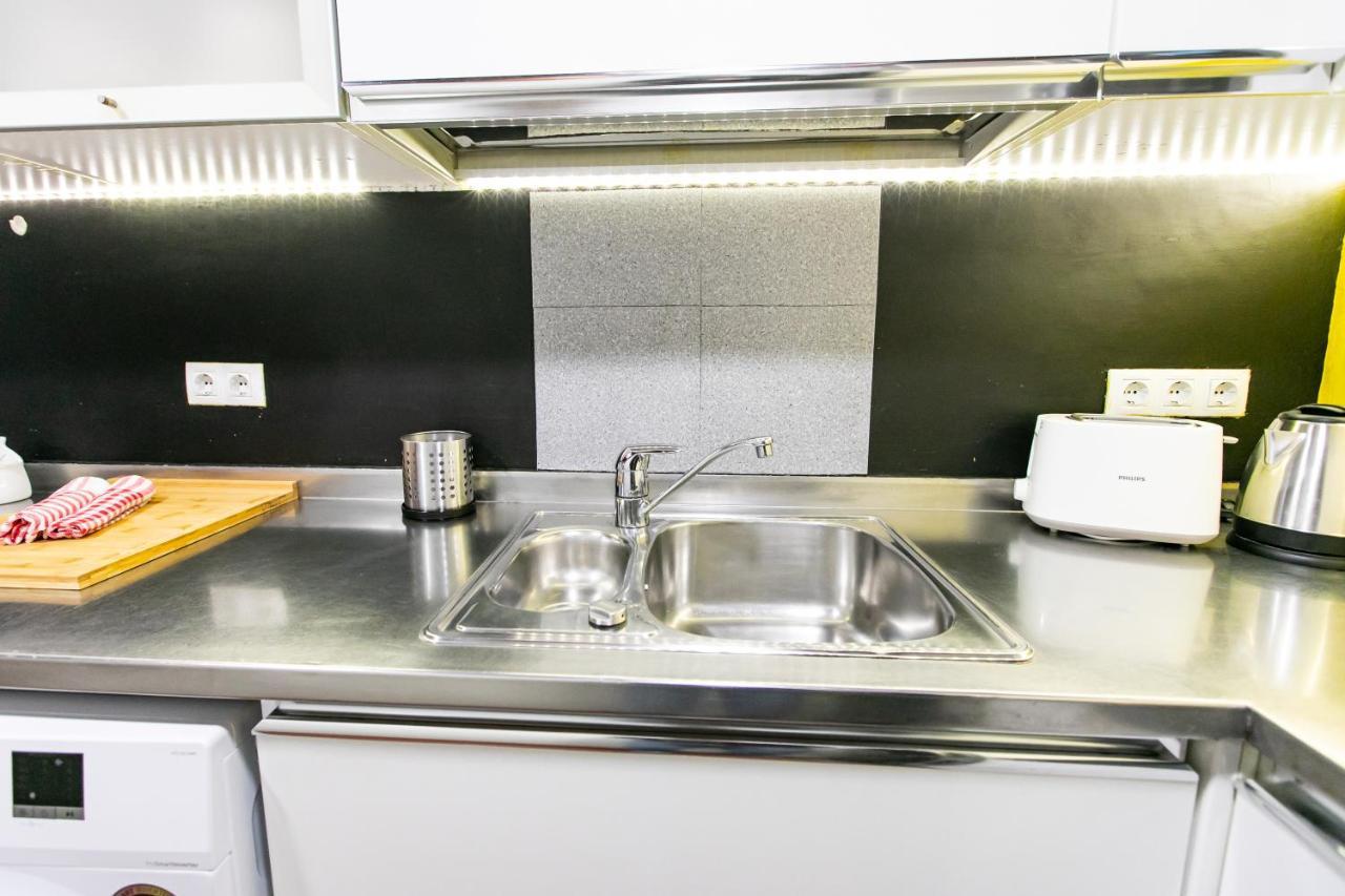 Apartamento 3 Dormitorios En Calle San Vicente. Sewilla Zewnętrze zdjęcie